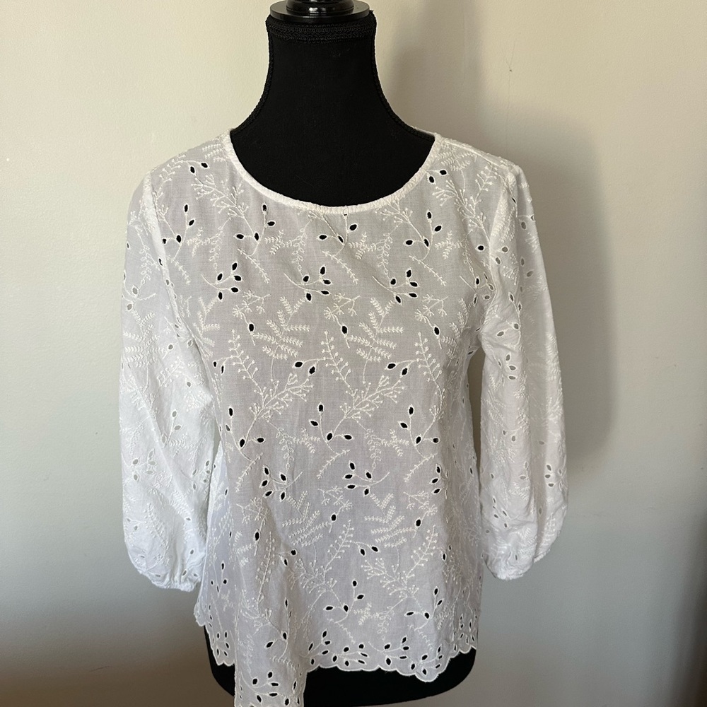 Zara White 3/4 Sleeve Eyelet Blouse